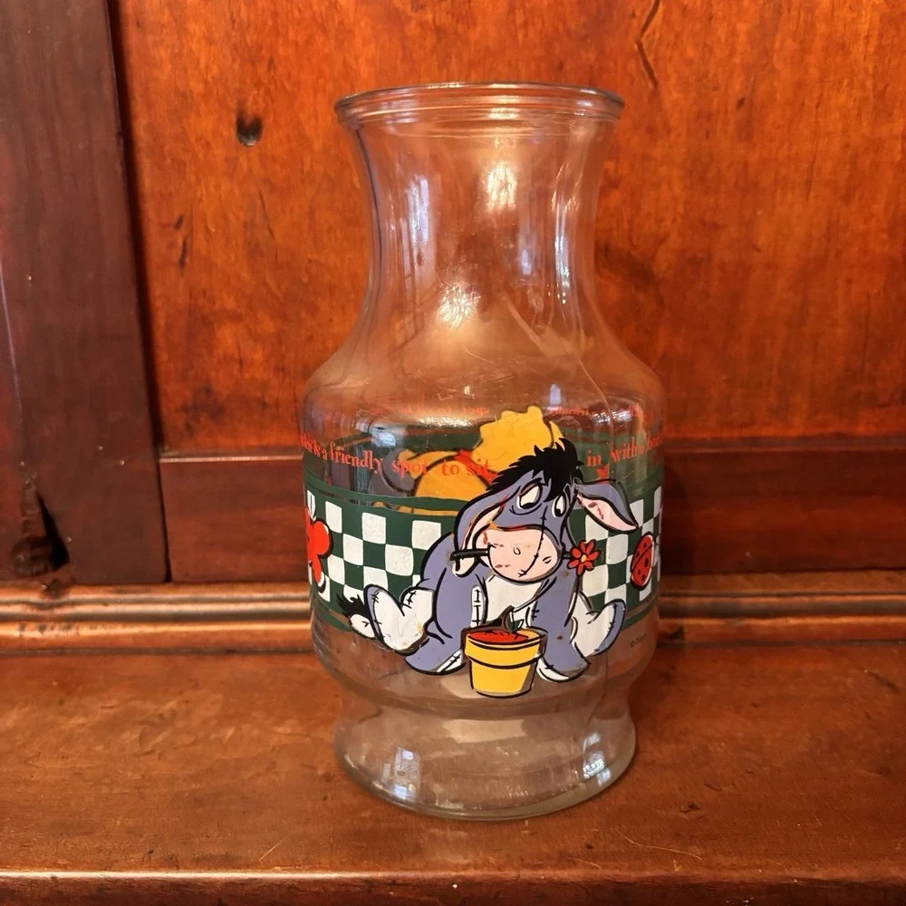 Vintage Anchor Hocking Disney Winnie the Pooh Glass Juice Carafe Pitcher‎ Eeyore